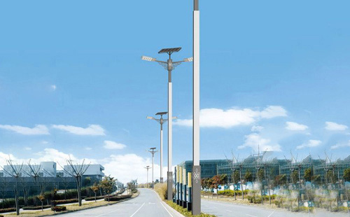 临泽太阳能路灯前半夜亮后半夜暗的真相：控制器分时调光机制